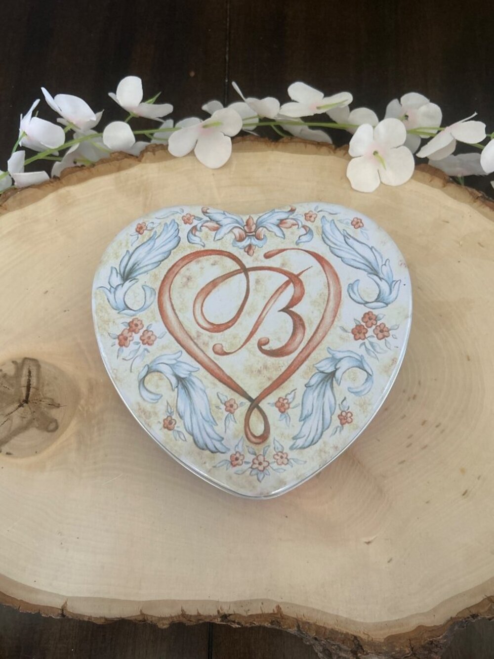Brighton Heart-Shaped Tin Box Floral Heart Design Multicolor Decorative Gift - Picture 2 of 10